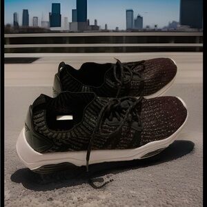 Avia Enduropro Unisex Black Burgundy Mesh Lightweight Comfort Lite Sneakers Sz 9